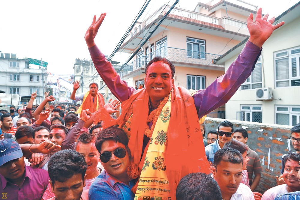 नेपाल विद्यार्थी संघका अध्यक्ष नैनसिंह महरले पदबाट राजीनामा :