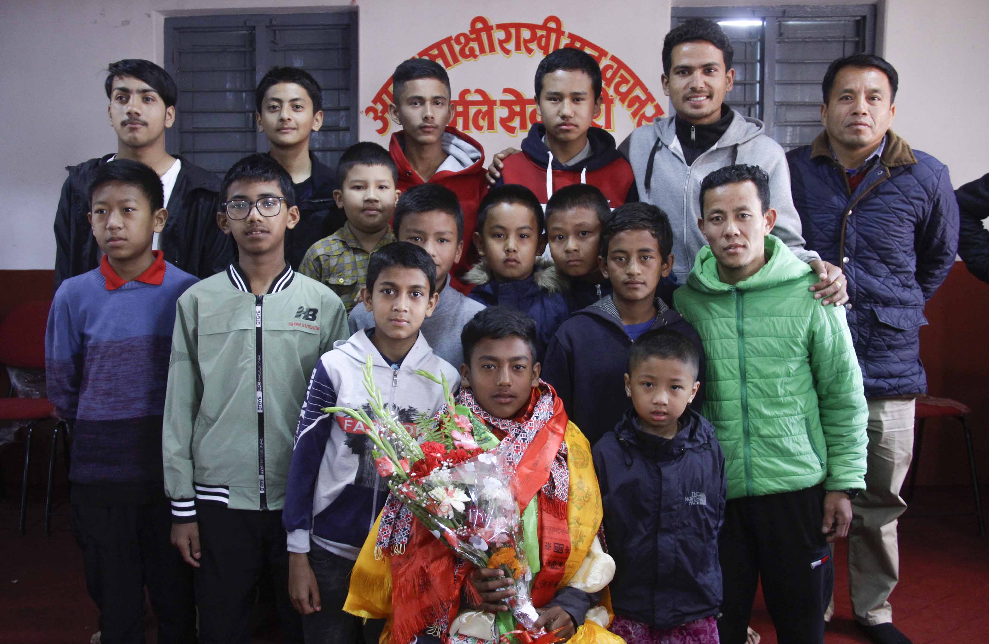 जुनियर कोपा पुमा टोरेरस फुटबल प्रतियोगिता खेल्न जापान जान लागेका कृजलको विदाई :