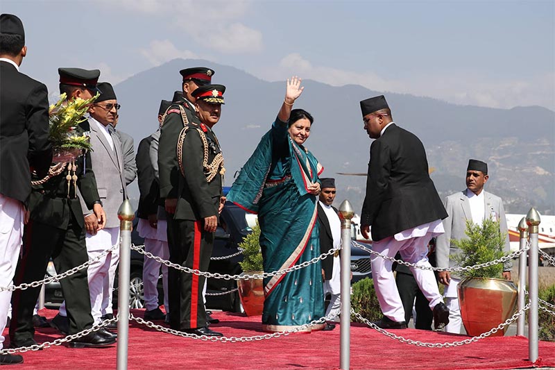 गणतन्त्र दिवसका अवसरमा राष्ट्रपति, प्रधानमन्त्री लगायत नेताहरुको शुभकामना सन्देश