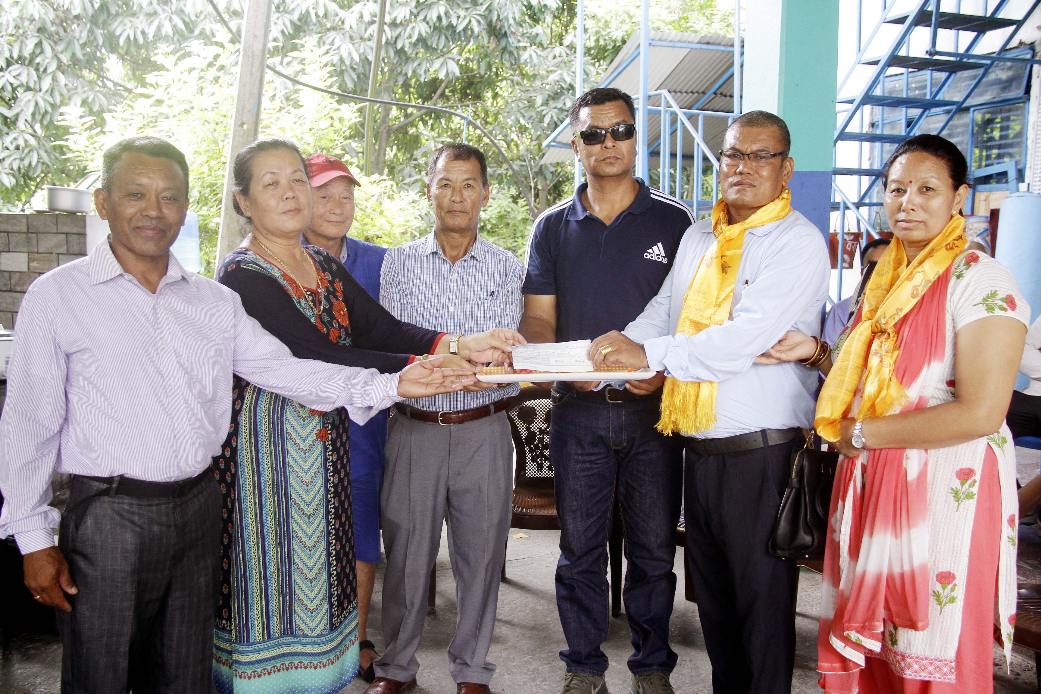 दरौ–थाप्लेमा निर्माणाधिन बुद्ध मुर्तिका लागि पार्वती गुरुङको पहलमा बेलायतबाट ३० लाख सहयोग