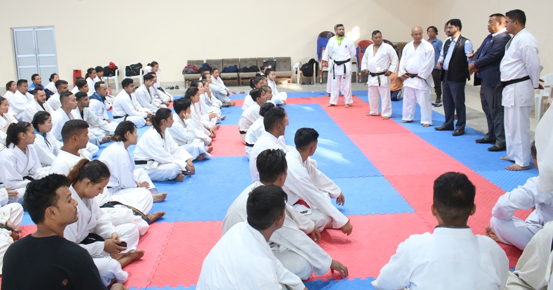निमित्त सदस्य–सचिव गुरुङले दिए खेलाडीलाई उपचार खर्च