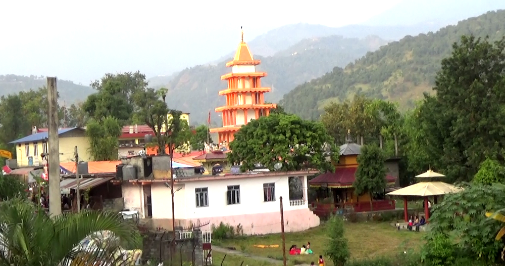 गुठी संस्थानद्वारा नारायणस्थान मन्दिरका अध्यक्ष महेश पराजुली सम्मानित