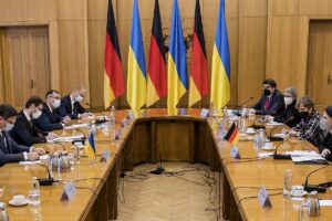 तनावका बिच बेलारुसमा रुस र युक्रेनबीच शान्तिवार्ता सुरु