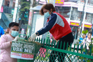 विजयी स्वतन्त्र उमेदवारहरुको सर्मथनमा पोखरामा सरसफाई कार्यक्रम (फोटो फिचर)