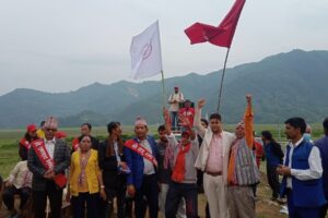 माओवादी बलियो बनाउने अठोट सहित पोखरामा एमाले कार्यकर्ता पार्टी प्रवेश