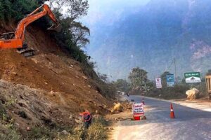 मुग्लिन–पोखरा सडकको तनहुँ याम्पा फाँट र घाँसीकुवा खण्ड अनिश्चित कालिन बन्द